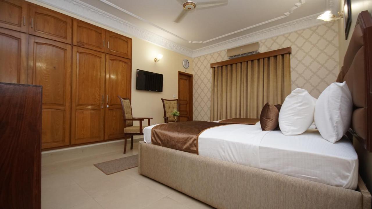 World Inn Hotel Καράτσι Εξωτερικό φωτογραφία