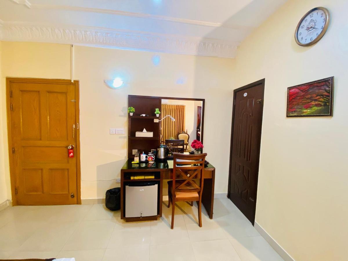 World Inn Hotel Καράτσι Εξωτερικό φωτογραφία