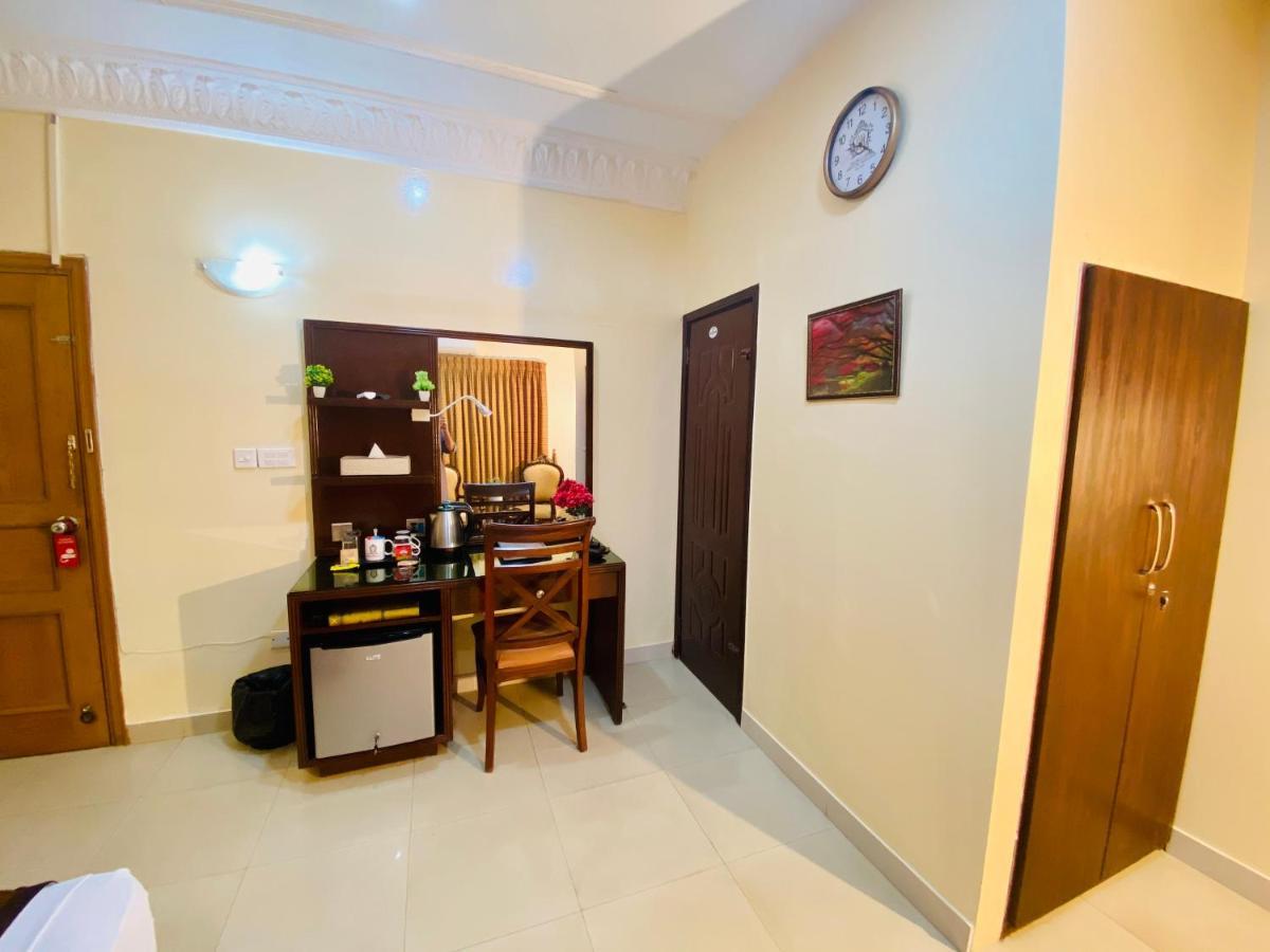 World Inn Hotel Καράτσι Εξωτερικό φωτογραφία